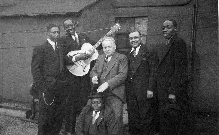 Big Bill Broonzy Photo 6